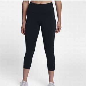 Nike Sculpt Lux Crops